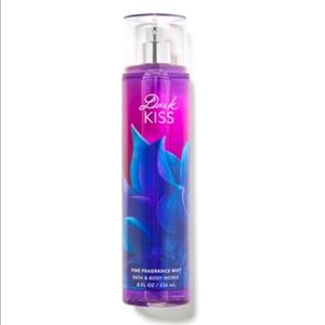 Bath and Body Works Dark Kiss Spray